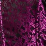 Dirndl schlicht elegant Brombeer Vergrößerung es Musters vom Rock